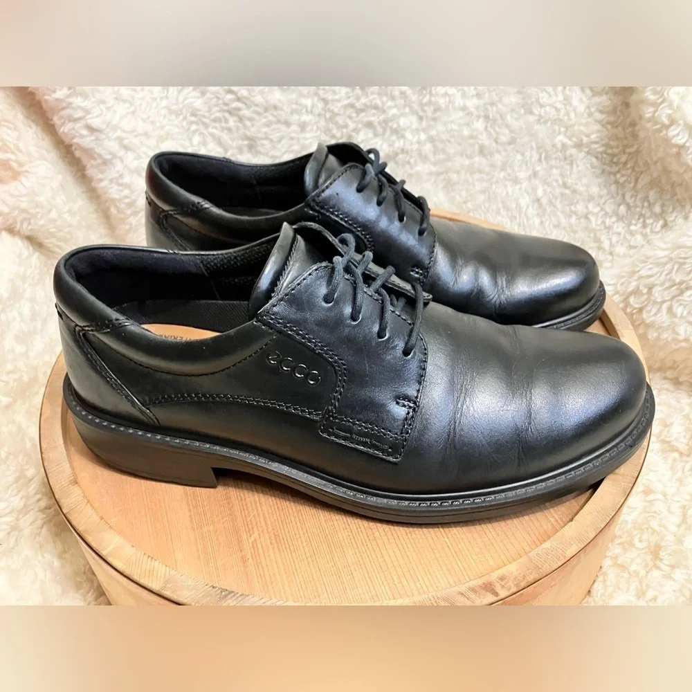 Ecco Black Leather Lace Up Dress Business Casual Oxfords US 7.5 / EU 41